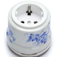 Нажмите для увеличения Розетка с заземлением и шторками для наружного монтажа фарфоровый Salvador OP12WT.GZ, белый с росписью Гжель