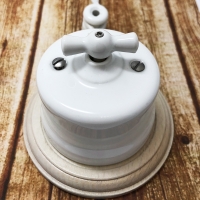 Нажмите для увеличения Выключатель одноклавишный (проходной, переключатель) classic Царский Стиль , Фарфоровый, Белый